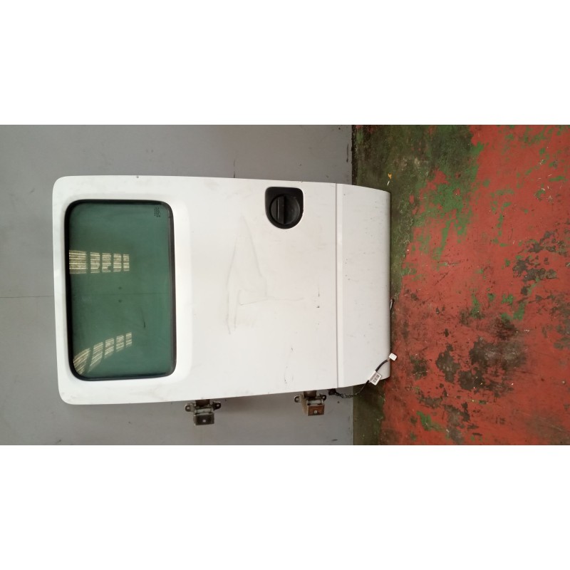 Recambio de puerta trasera izquierda para renault maxity referencia OEM IAM 5001868706  