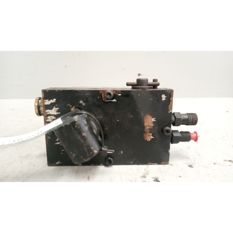 Recambio de bomba elevacion cabina para daf serie xf105.460 12.9 diesel referencia OEM IAM 1450903 - Rojo 2