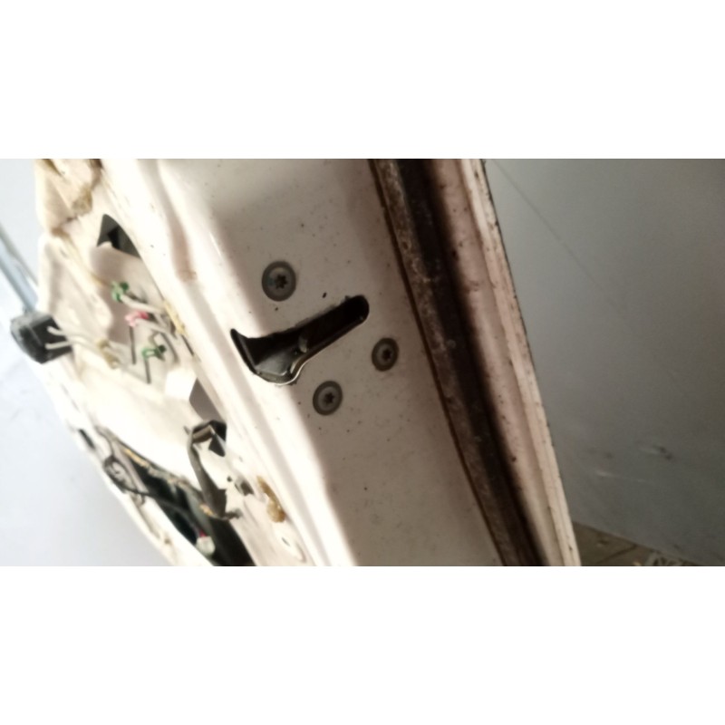 Recambio de puerta delantera derecha para renault maxity referencia OEM IAM 7485132448 3