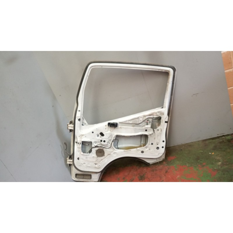 Recambio de puerta delantera derecha para renault maxity referencia OEM IAM 7485132448 4
