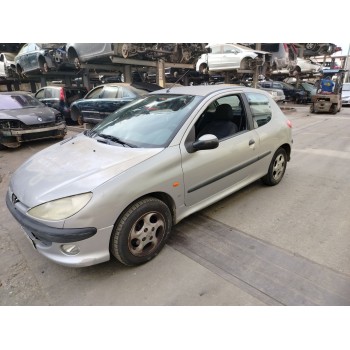 peugeot 206 berlina del año 1999