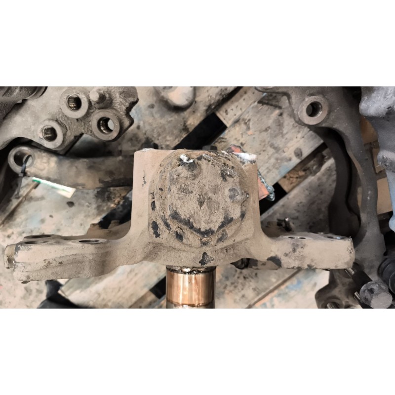 Recambio de mangueta delantera derecha para volvo fm 12 2002 referencia OEM IAM 20455920 - Blanco 3