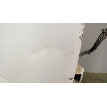 Recambio de puerta delantera derecha para renault maxity referencia OEM IAM 7485132448  
