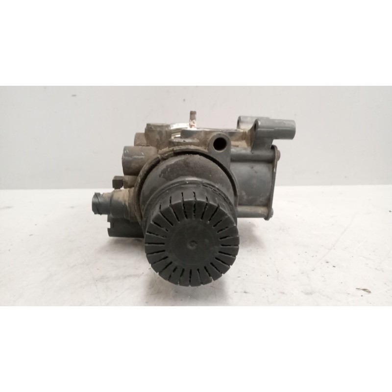 Recambio de valvula aire para daf serie xf105.460 12.9 diesel referencia OEM IAM LA8145 VALVULA SECADORA K014986 - Blanco 4