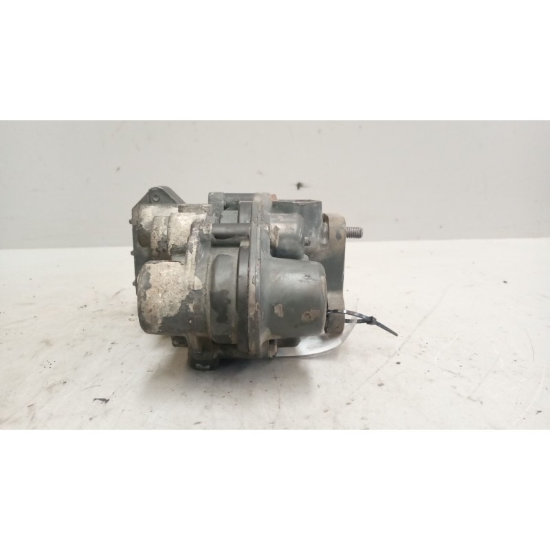 Recambio de valvula aire para daf serie xf105.460 12.9 diesel referencia OEM IAM AE4528 VALVULA SEXTUPLE - Blanco 3