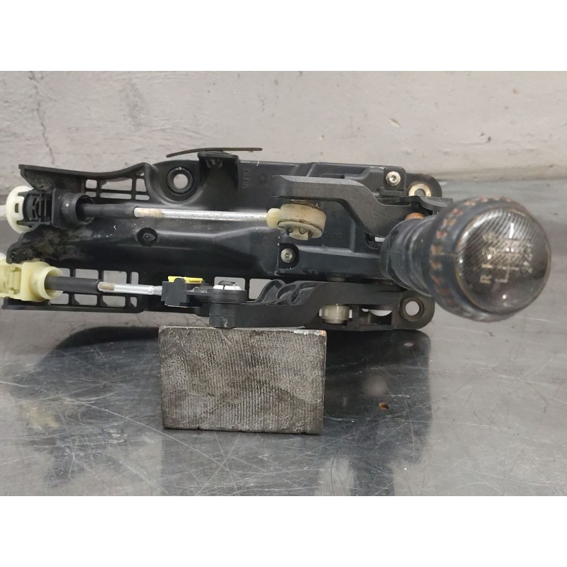 Recambio de palanca cambio para nissan juke (f15) 1.6 dig-t nismo rs referencia OEM IAM 341013yw0a - Negro 2