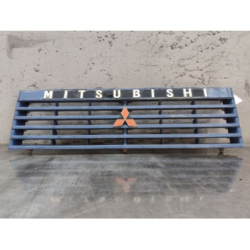 Recambio de rejilla paragolpes delantero para mitsubishi montero (l040) 2500 td (2-ptas.) referencia OEM IAM mb38352730  