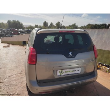 peugeot 5008 del año 2015