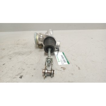 Recambio de bomba embrague para nissan cabstar 01.04  3.0 diesel referencia OEM IAM   