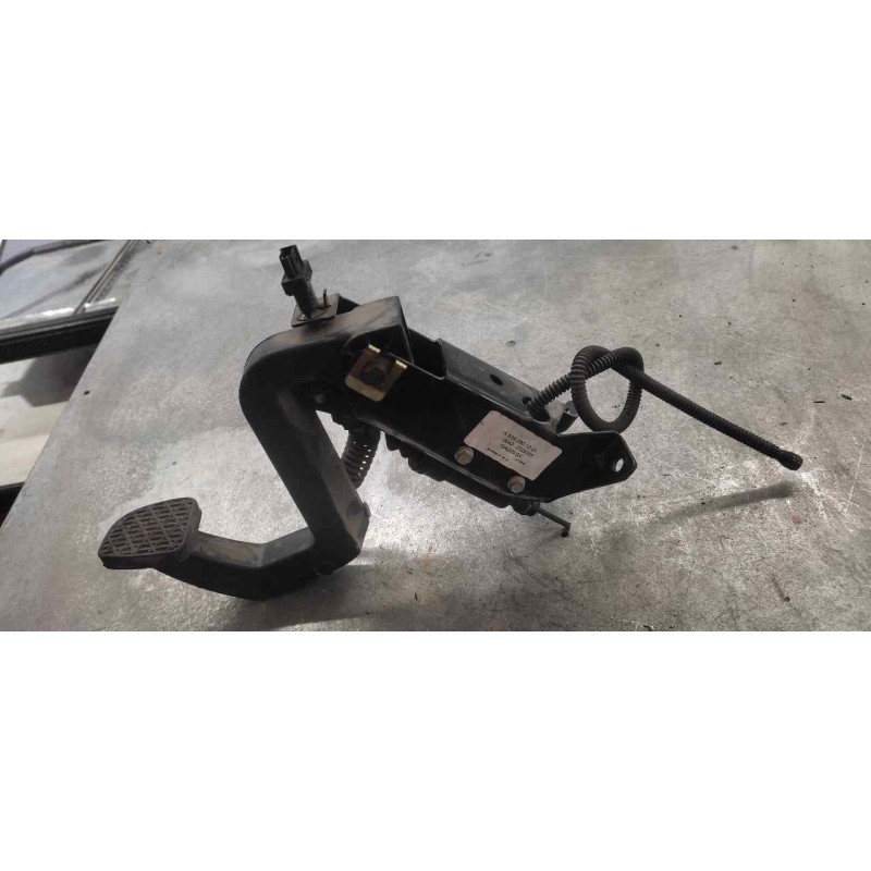 Recambio de pedal embrague para mercedes-benz vito kasten (639) 2.1 cdi referencia OEM IAM A6392901201 - Blanco 3