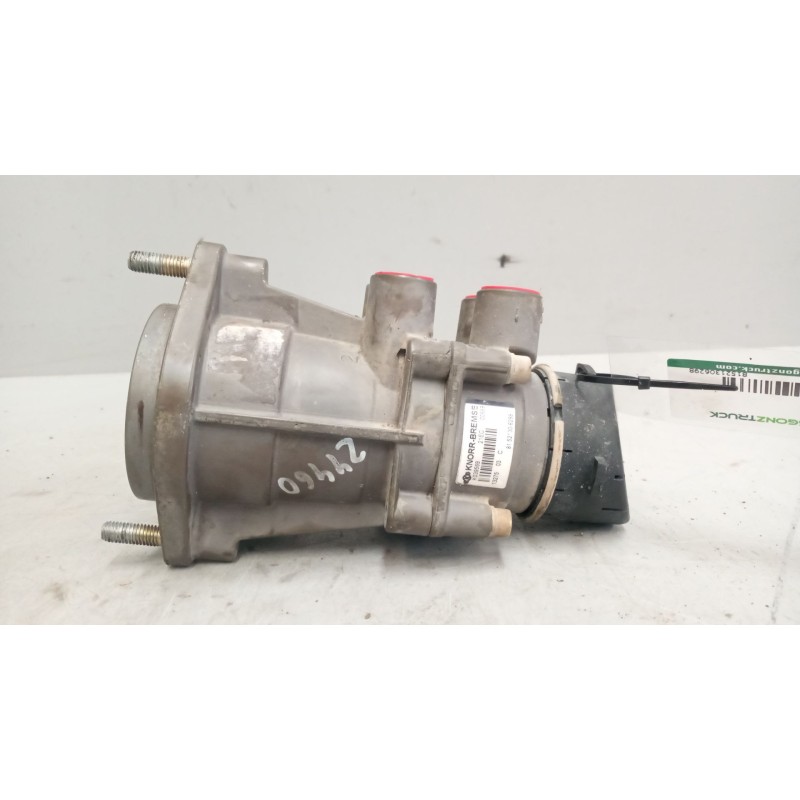 Recambio de valvula aire para man tgx 18.xxx 12.4 diesel referencia OEM IAM 81521306298  