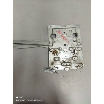 ELEVALUNAS DELANTERO DERECHO 3176541 