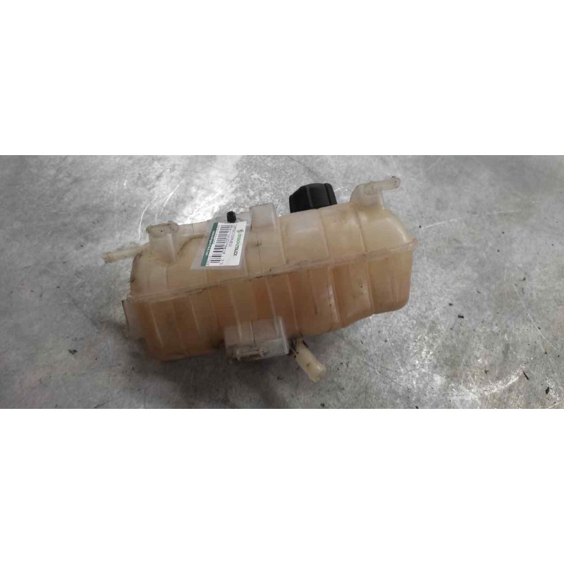 Recambio de deposito expansion para renault kangoo profesional referencia OEM IAM 8200455786 - Rojo 2