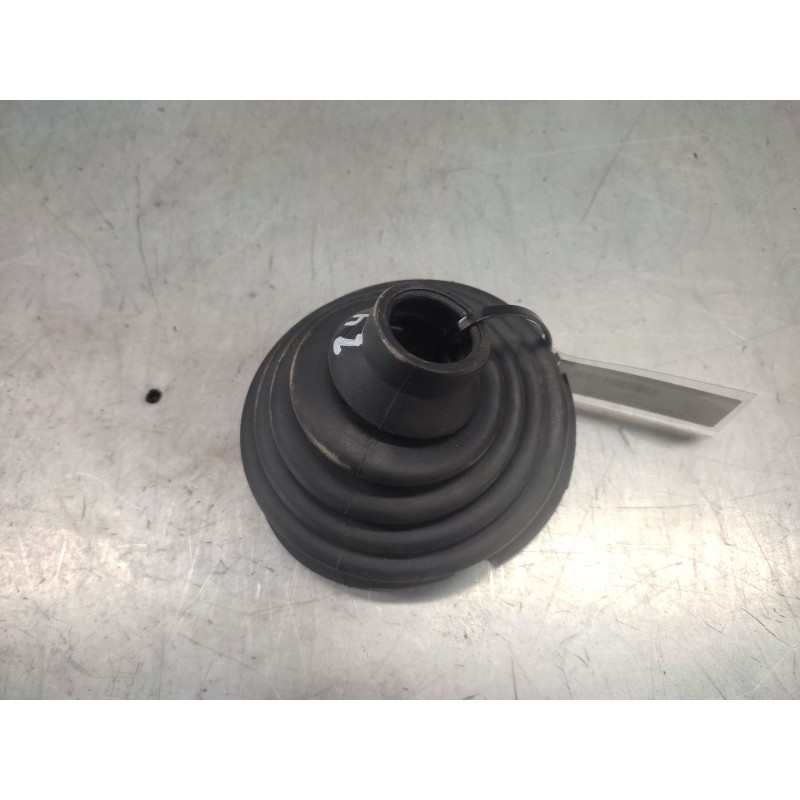 Recambio de fuelle palanca cambios para ford fiesta (cbk) ambiente referencia OEM IAM   
