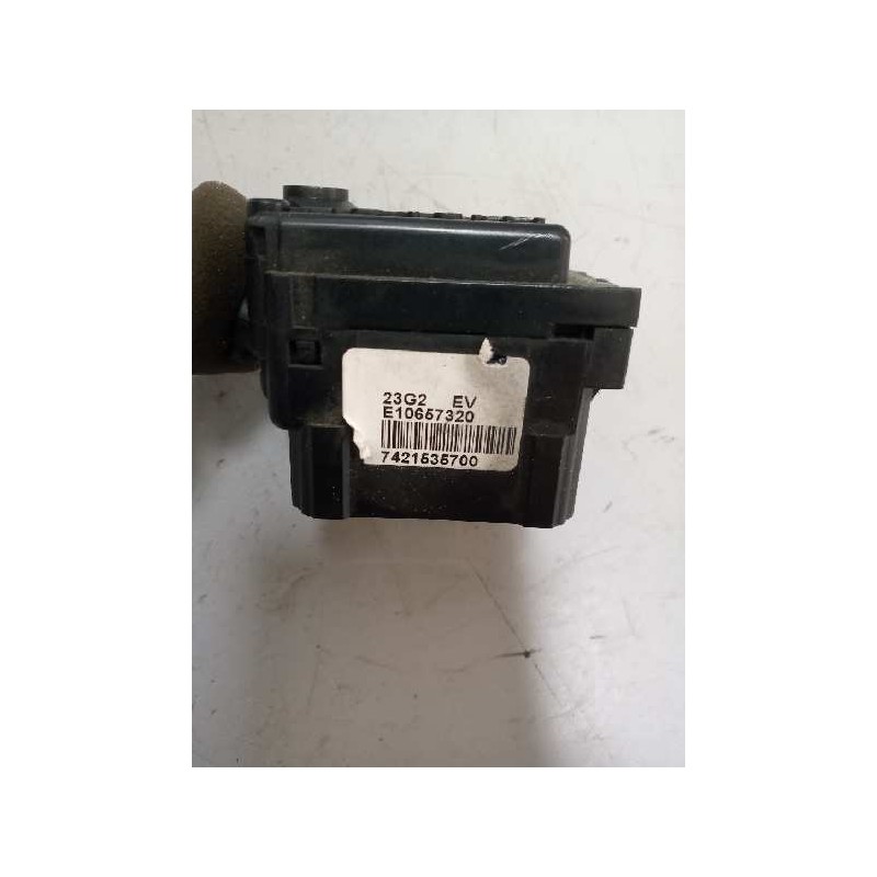 Recambio de mando limpia para renault magnum ab diesel referencia OEM IAM 7421535700 - Blanco 3