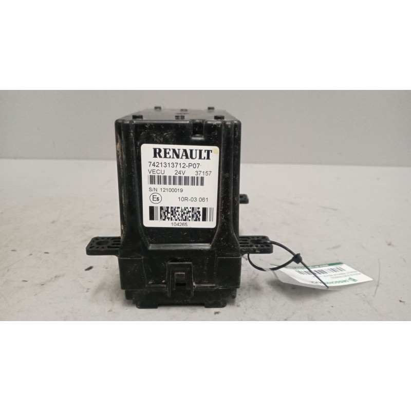 Recambio de modulo electronico para renault premium route 2006 fas 4x2 larga distancia referencia OEM IAM 7421313712 CENTRALITA 3