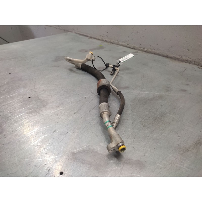 Recambio de tubos aire acondicionado para bmw serie 1 berlina (e81/e87) 2.0 16v diesel cat referencia OEM IAM - Negro 2