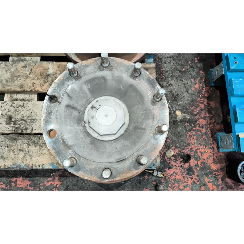 Recambio de buje delantero para volvo trucks b12b referencia OEM IAM 20567114  