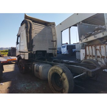 volvo fh 12 2002  del año 2002
