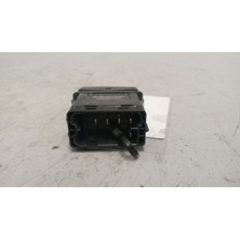 Recambio de interruptor para renault premium route 2006 fas 4x2 larga distancia referencia OEM IAM 7420851305  