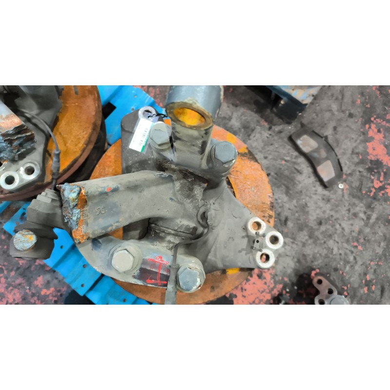 Recambio de mangueta delantera izquierda para daf xf 106 480 referencia OEM IAM 1798816  