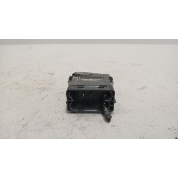 Recambio de interruptor para renault premium route 2006 fas 4x2 larga distancia referencia OEM IAM 5010589783  