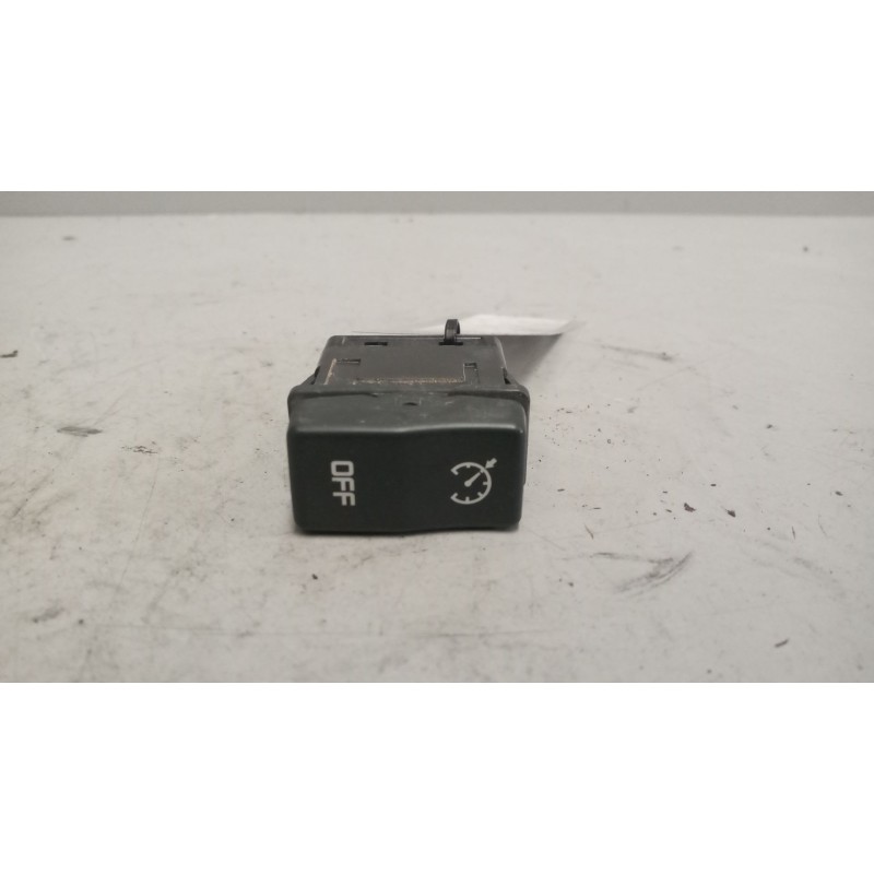 Recambio de interruptor para renault premium route 2006 fas 4x2 larga distancia referencia OEM IAM 7420851289  