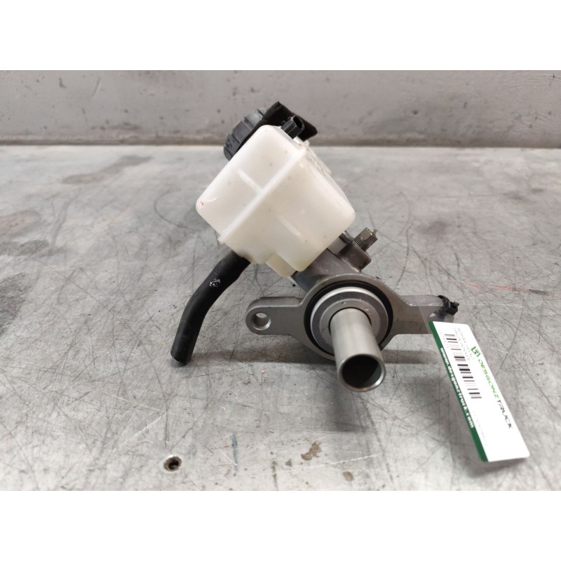 Recambio de bomba freno para dacia dokker essential referencia OEM IAM 1070529S01 - Blanco 4