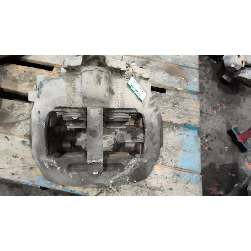 Recambio de pinza freno delantera derecha para volvo trucks b12b referencia OEM IAM 20424075  