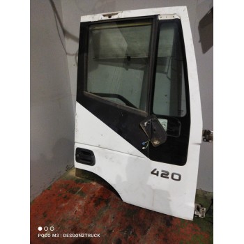 Recambio de puerta delantera derecha para iveco eurocargo 5.9 diesel referencia OEM IAM   