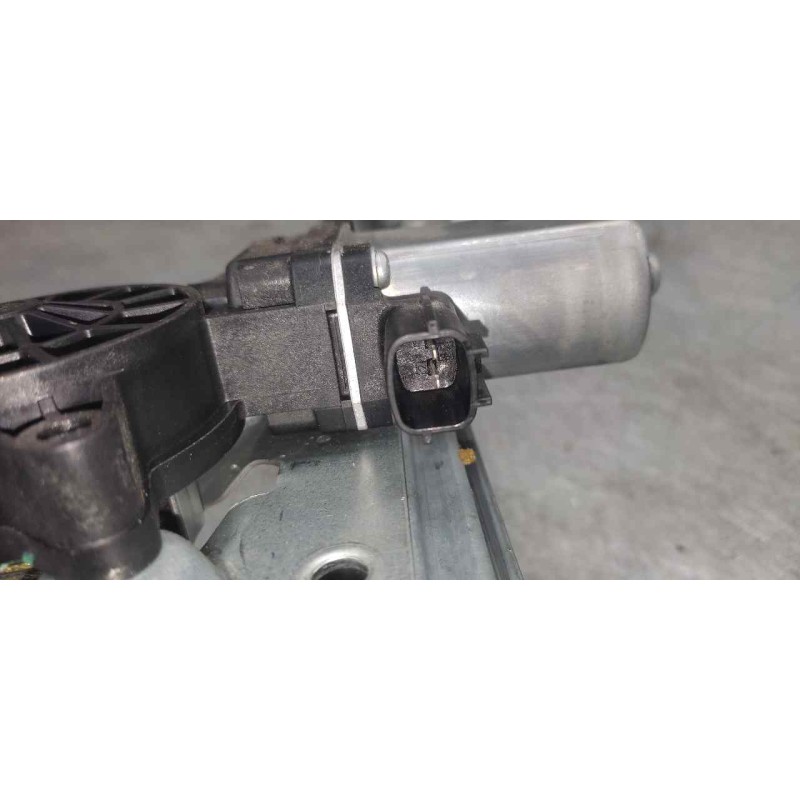 Recambio de elevalunas delantero derecho para dacia dokker essential referencia OEM IAM 128001471B 2 PINS - Blanco 3
