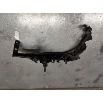 Recambio de soporte faro derecho para bmw 3 (e90) 320 d referencia OEM IAM 51647116708  