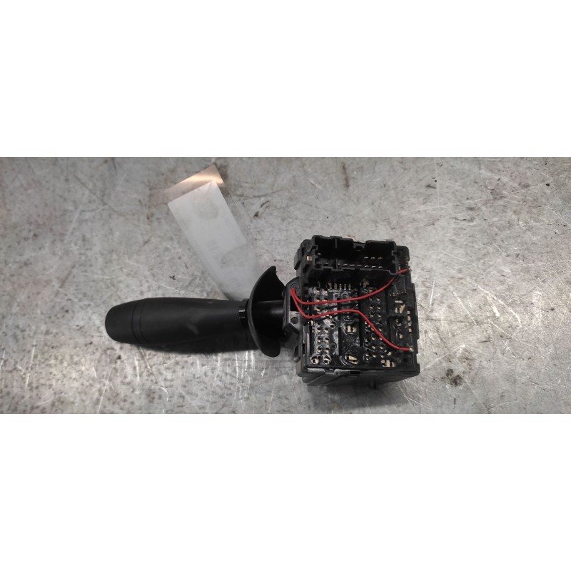 Recambio de mando limpia para dacia dokker essential referencia OEM IAM   13 pins