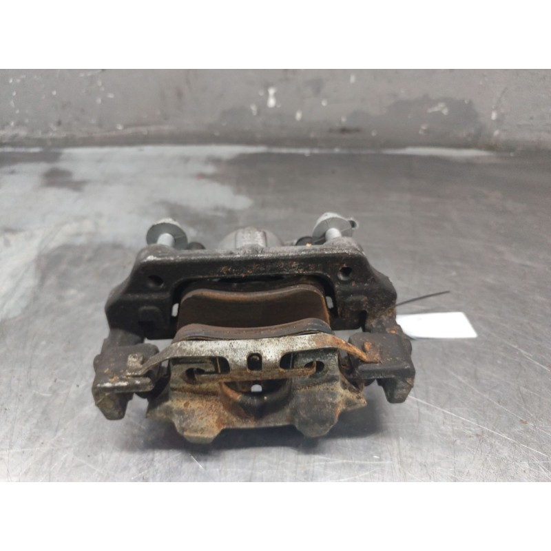 Recambio de pinza freno delantera izquierda para bmw 1 (e87) 120 d referencia OEM IAM - Blanco 2
