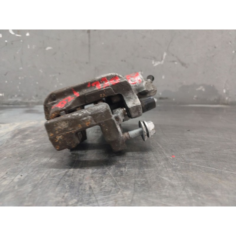 Recambio de pinza freno delantera izquierda para bmw 1 (e87) 120 d referencia OEM IAM - Blanco 5