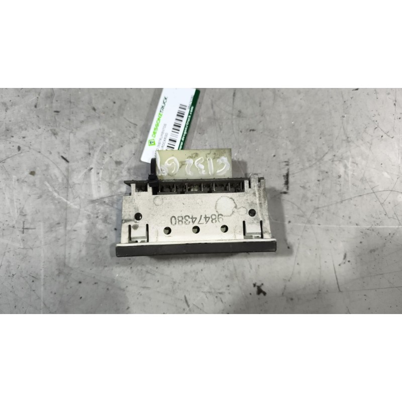 Recambio de cuadro instrumentos para iveco eurocargo 5.9 diesel referencia OEM IAM 98474380 - Blanco 3