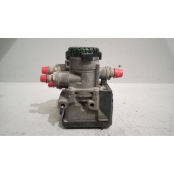 Recambio de valvula aire para renault magnum ab diesel referencia OEM IAM 21122034 VALVULA EBS K021203