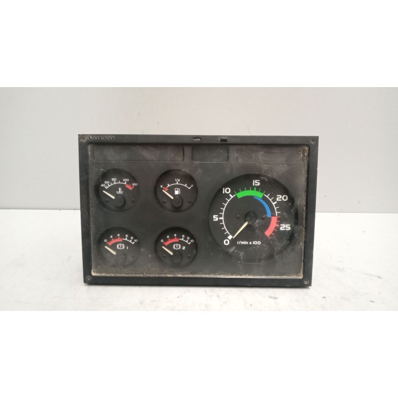 Recambio de cuadro instrumentos para volvo b12 referencia OEM IAM 9519257  