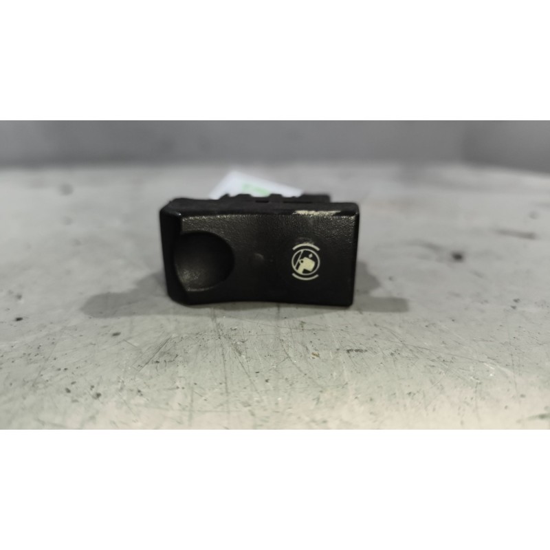Recambio de interruptor para renault magnum ab 2005 12.8 diesel referencia OEM IAM 5010589488  