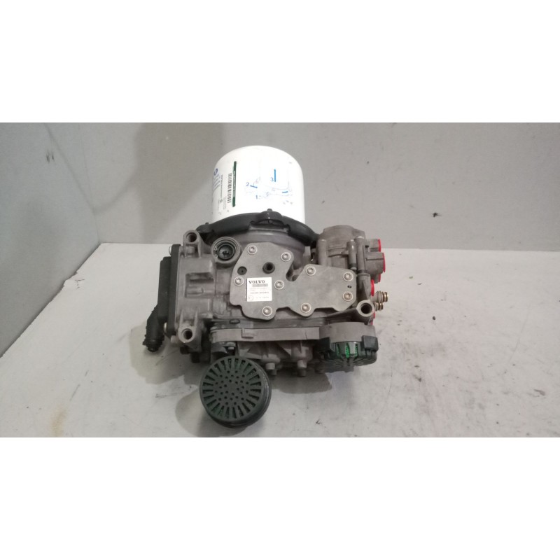 Recambio de valvula aire para volvo fm xxx 12.8 diesel referencia OEM IAM 22820097 EL2501 K132982