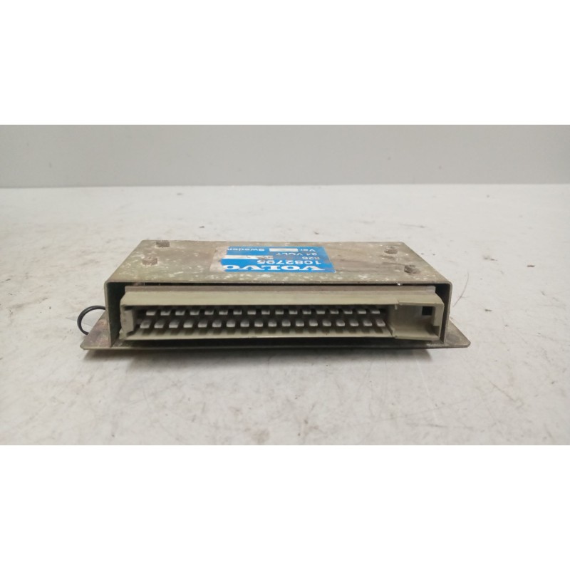 Recambio de modulo electronico para volvo b12 referencia OEM IAM 1082795 - Blanco 2