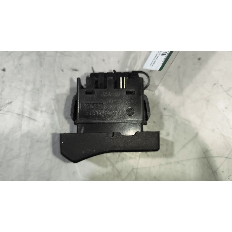 Recambio de interruptor para renault magnum ab 2005 12.8 diesel referencia OEM IAM 5010589014 - Negro 4