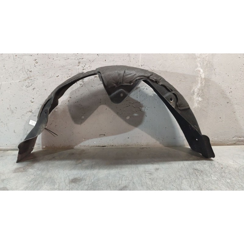 Recambio de paso rueda trasero izquierdo para kia niro i (de) e-niro referencia OEM IAM 86821Q4000  