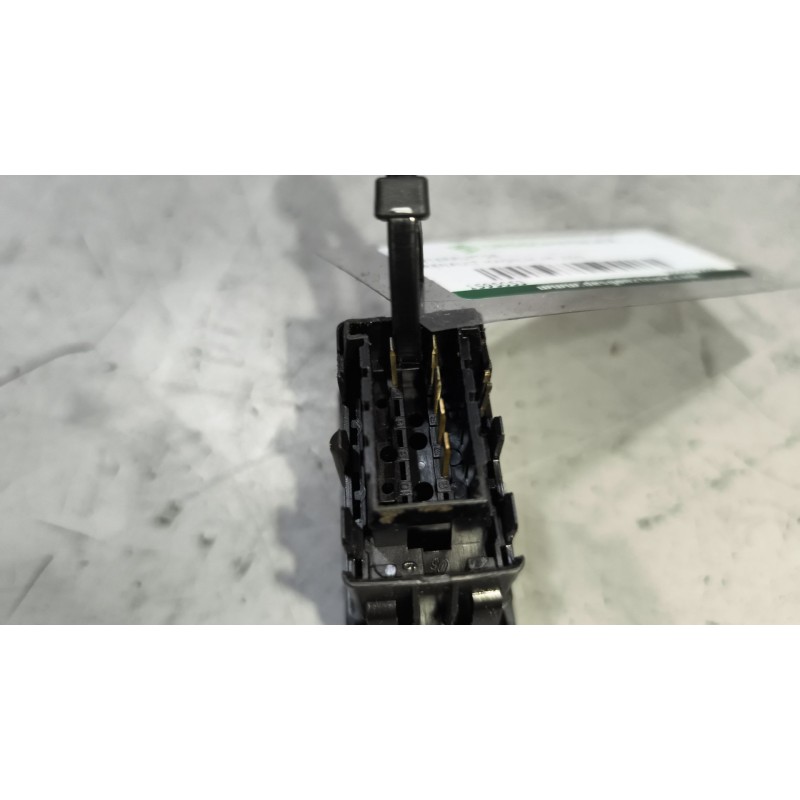 Recambio de interruptor para renault magnum ab 2005 12.8 diesel referencia OEM IAM 5010379357 - Negro 2