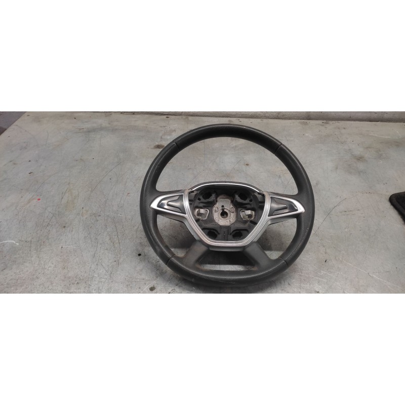 Recambio de volante para dacia dokker essential referencia OEM IAM - Blanco 4