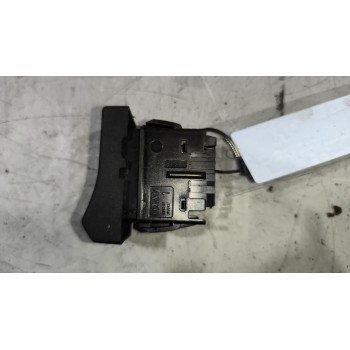 Recambio de interruptor para renault magnum ab 2005 12.8 diesel referencia OEM IAM 5010379357  