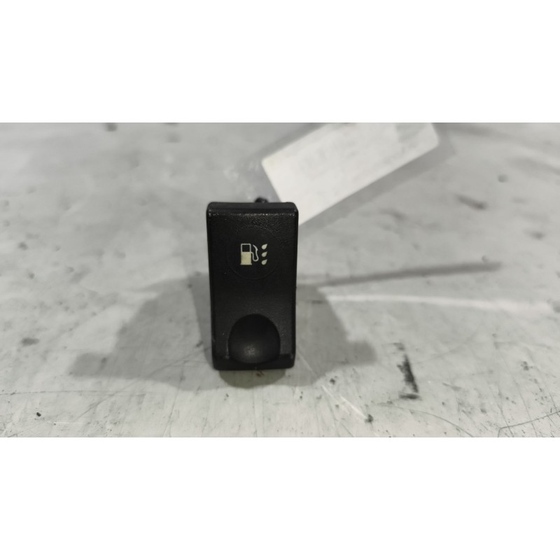 Recambio de interruptor para renault magnum ab 2005 12.8 diesel referencia OEM IAM 5010589021  