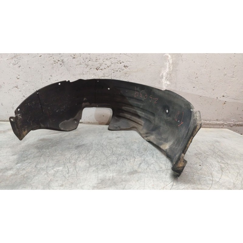 Recambio de paso rueda trasero derecho para kia niro i (de) e-niro referencia OEM IAM 86822Q4000 - Blanco 2