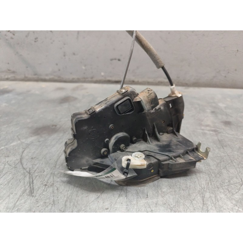 Recambio de cerradura puerta trasera derecha para bmw serie 3 berlina (e46) 320d referencia OEM IAM 7PINES 3