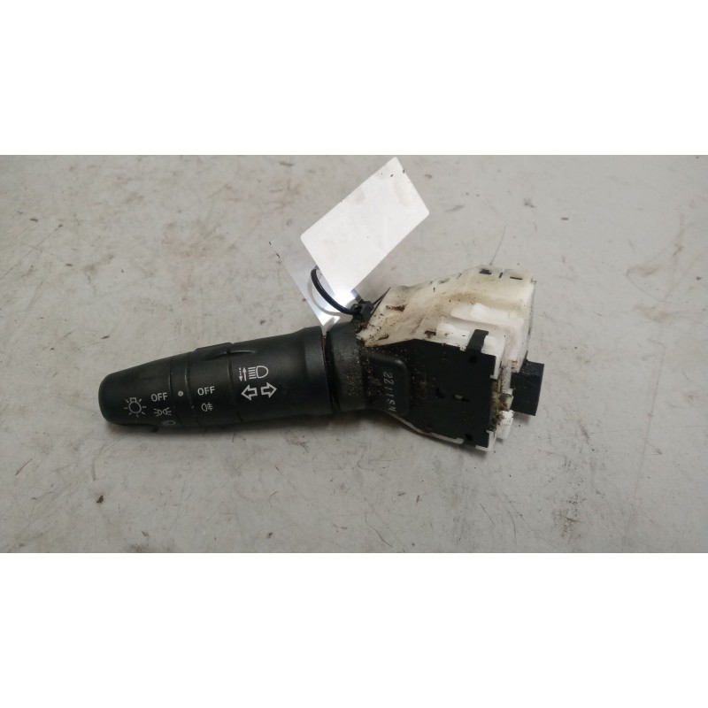 Recambio de mando intermitentes para renault maxity referencia OEM IAM   